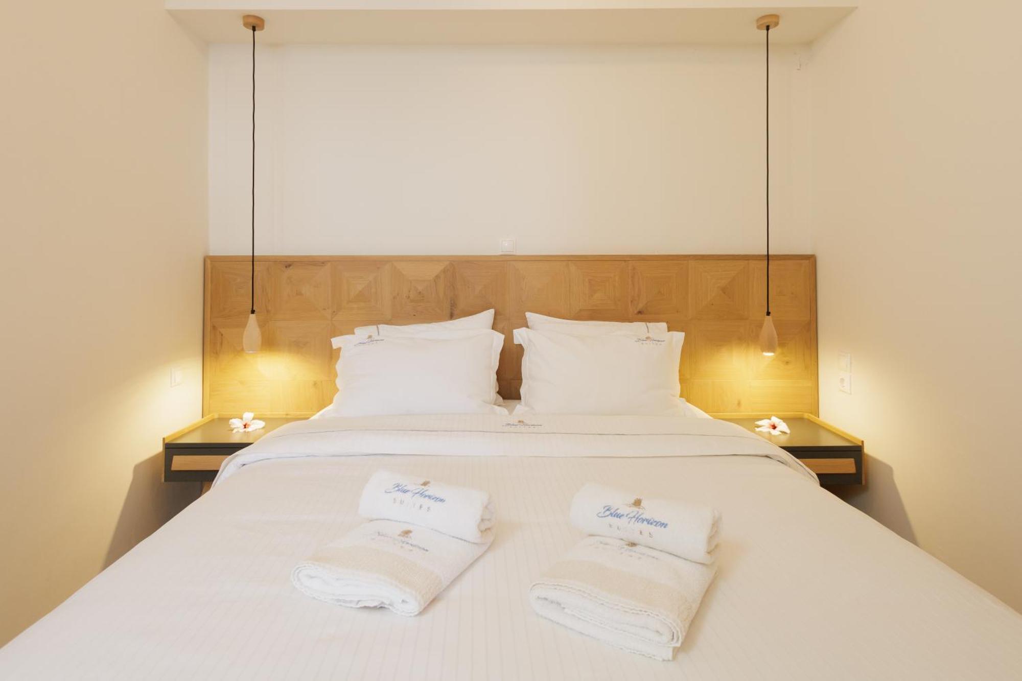 Blue Horizon Suites Parálion Ástros 外观 照片