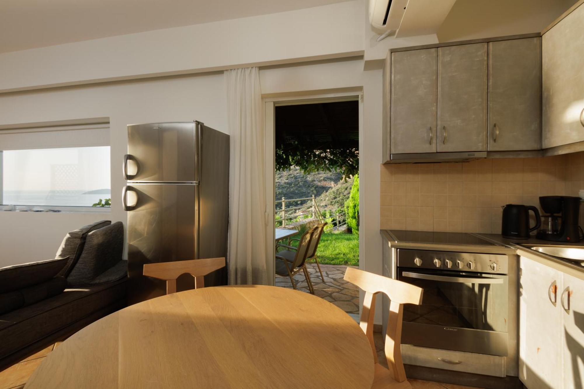 Blue Horizon Suites Parálion Ástros 外观 照片