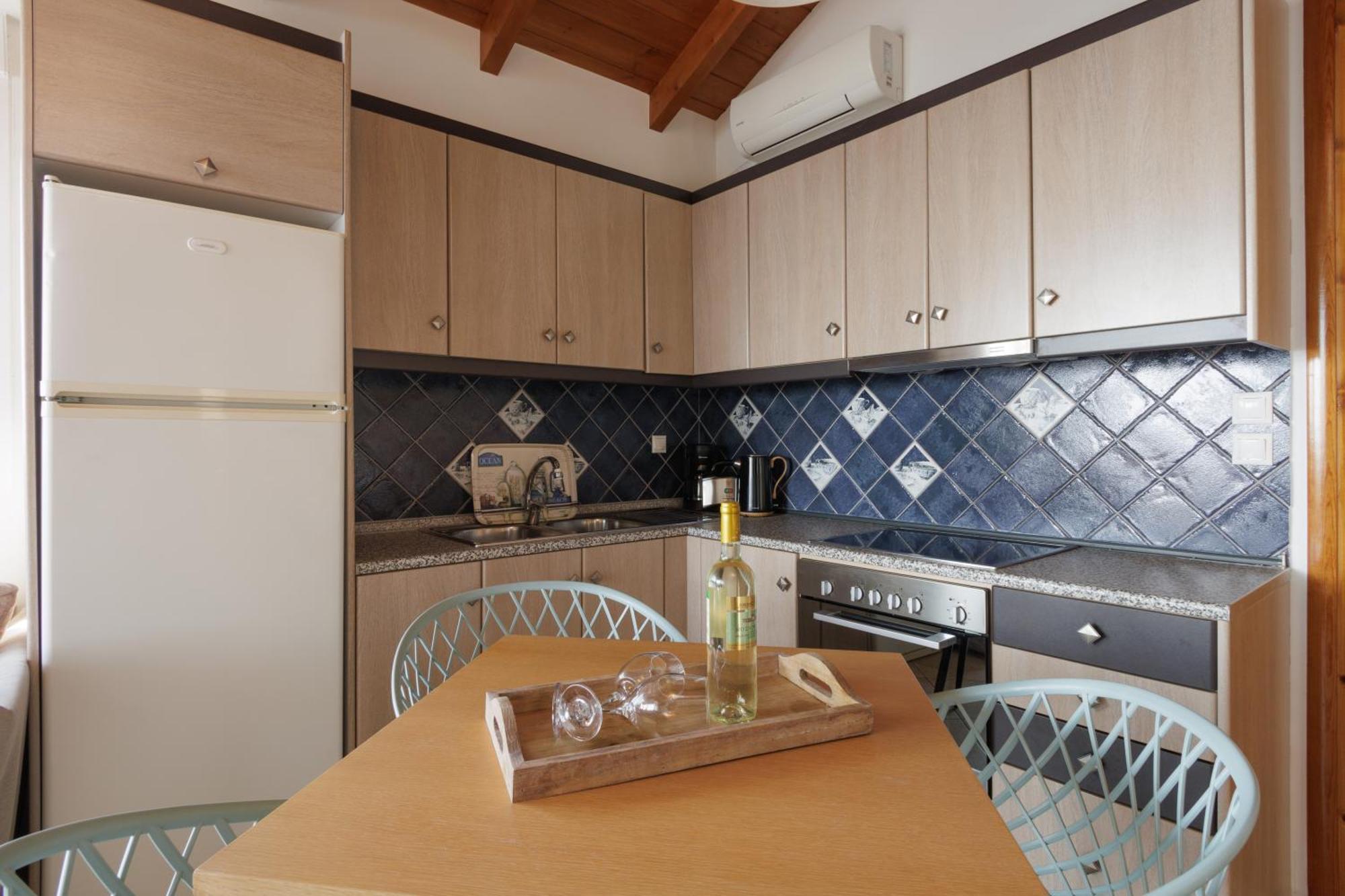 Blue Horizon Suites Parálion Ástros 外观 照片