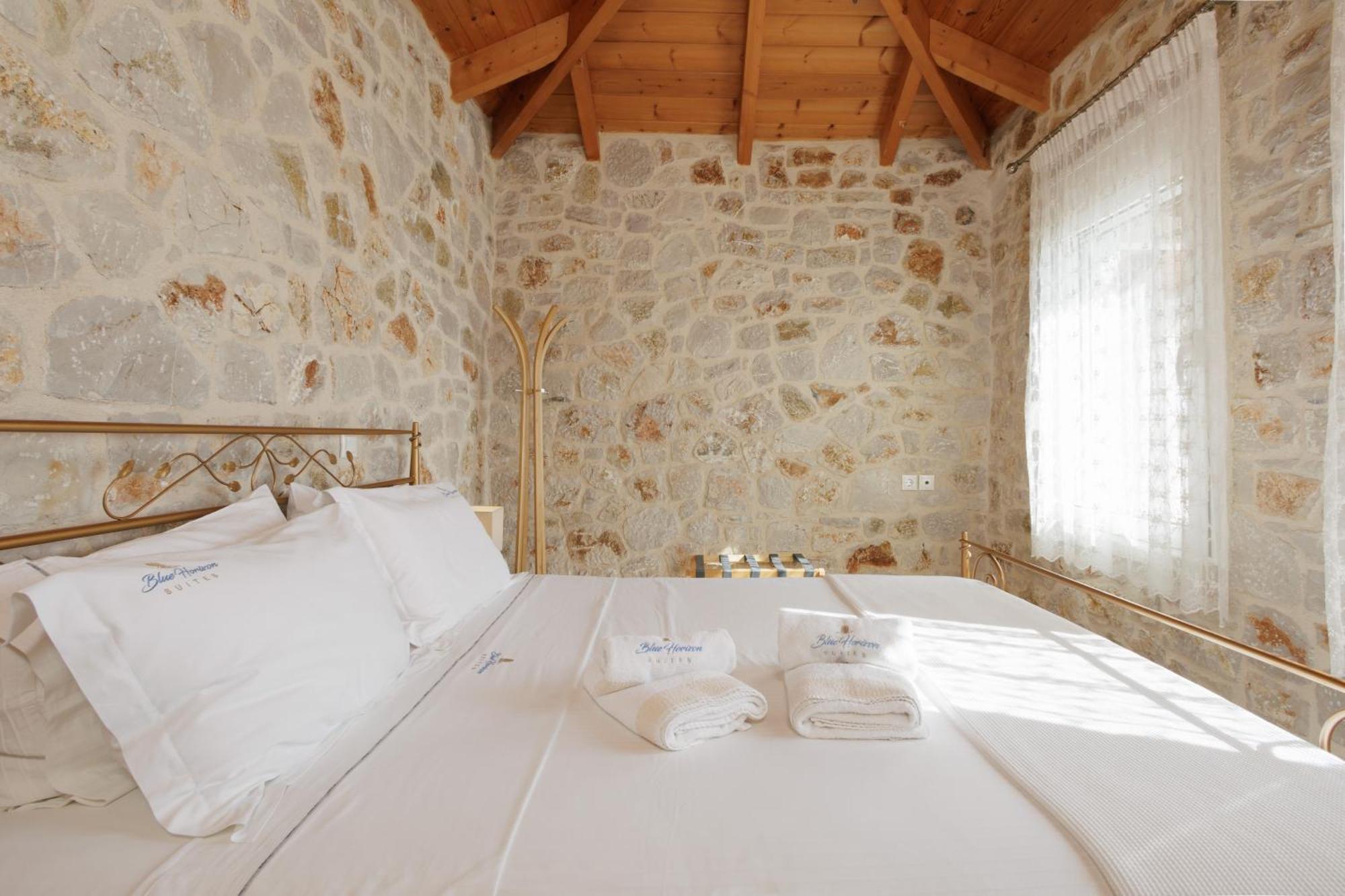 Blue Horizon Suites Parálion Ástros 外观 照片