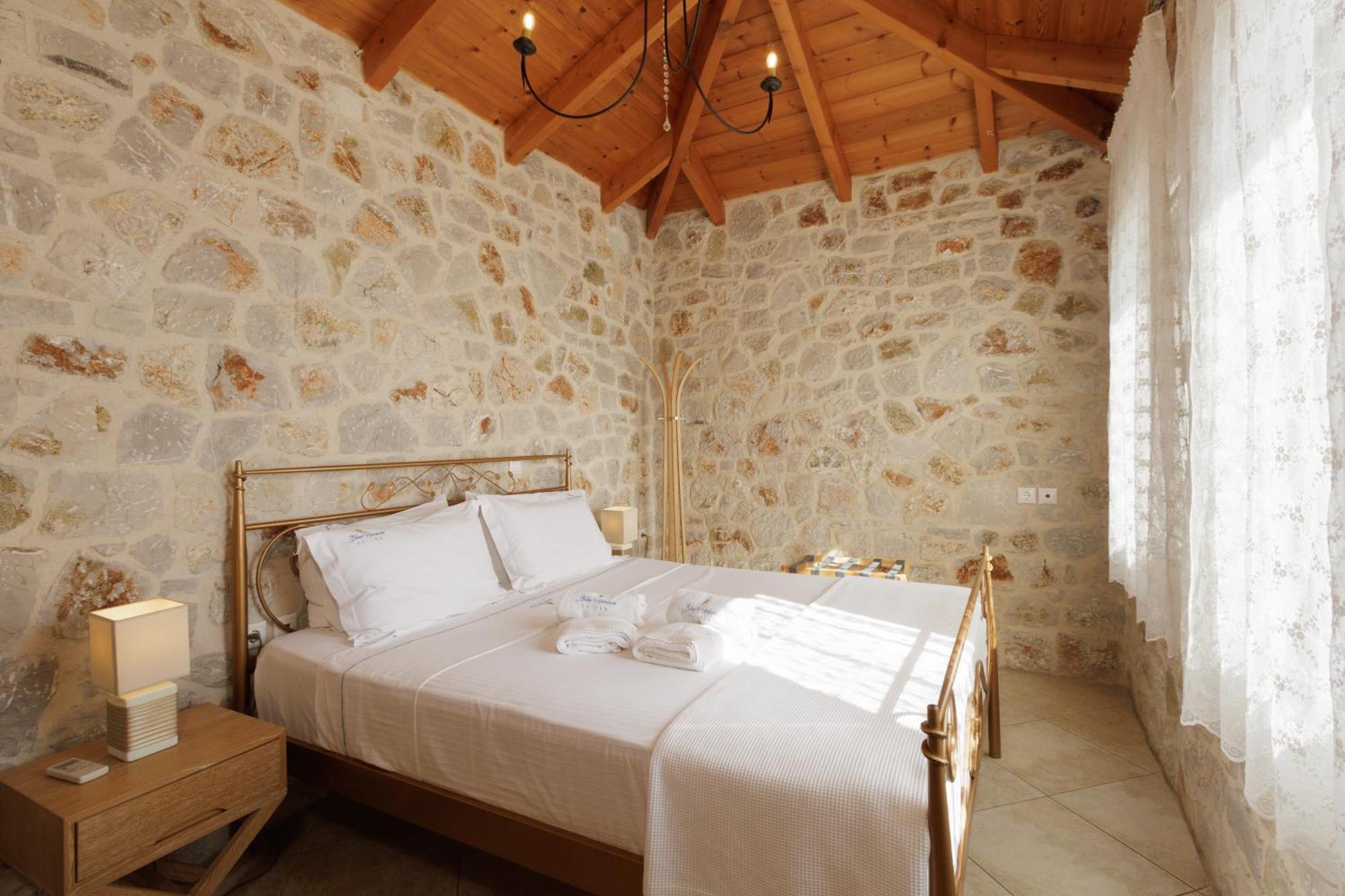 Blue Horizon Suites Parálion Ástros 外观 照片