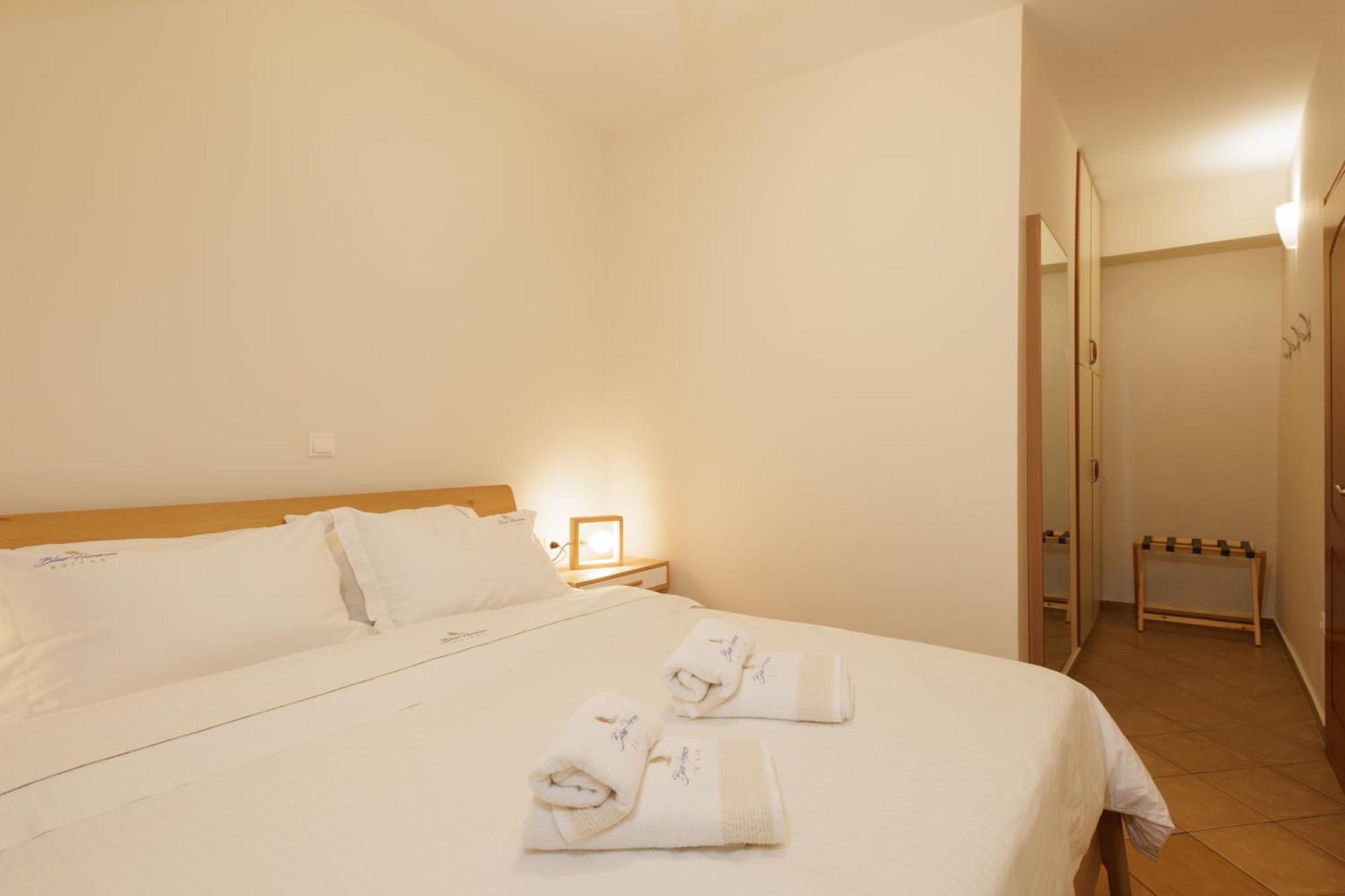 Blue Horizon Suites Parálion Ástros 外观 照片