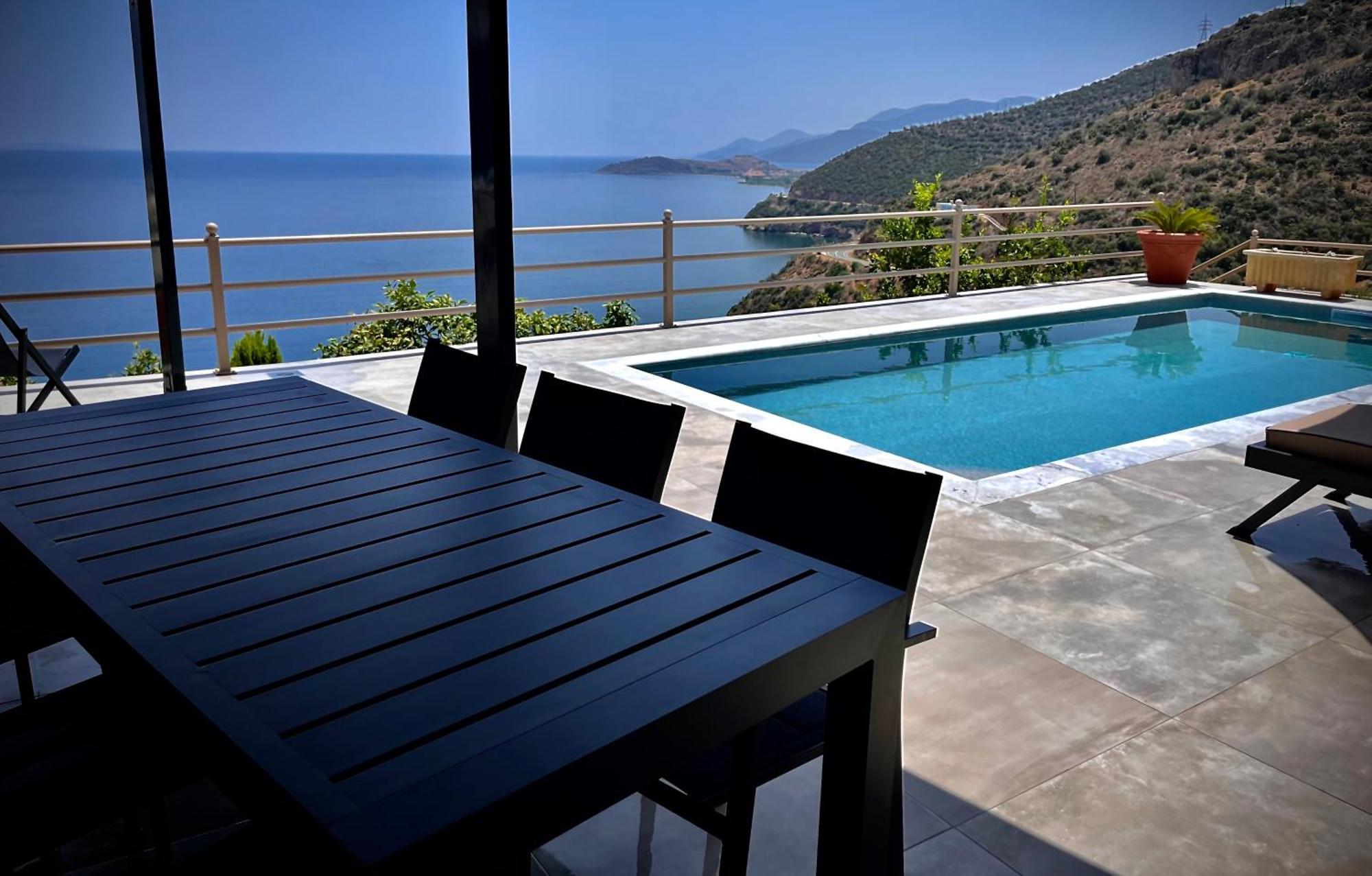 Blue Horizon Suites Parálion Ástros 外观 照片