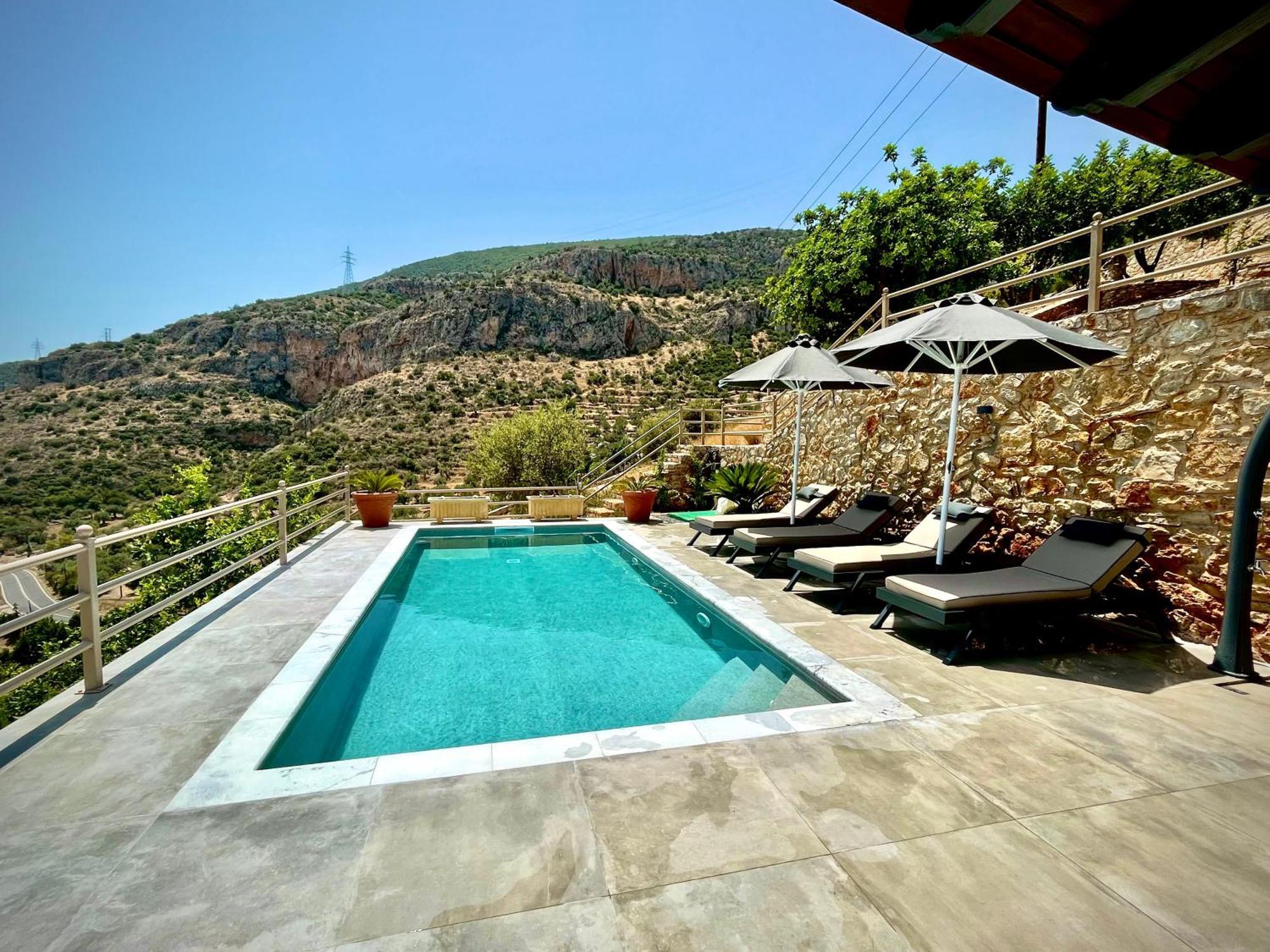 Blue Horizon Suites Parálion Ástros 外观 照片