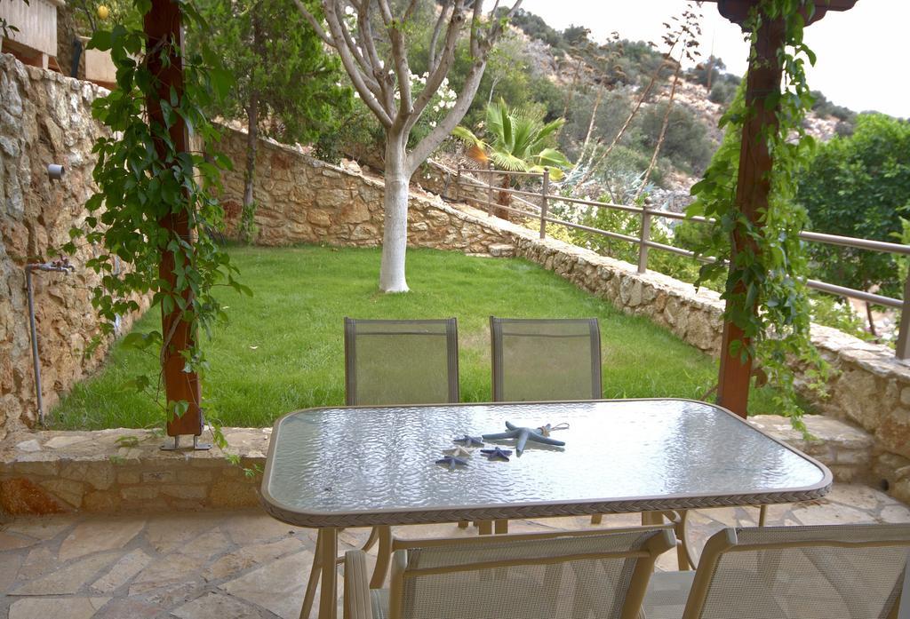Blue Horizon Suites Parálion Ástros 外观 照片