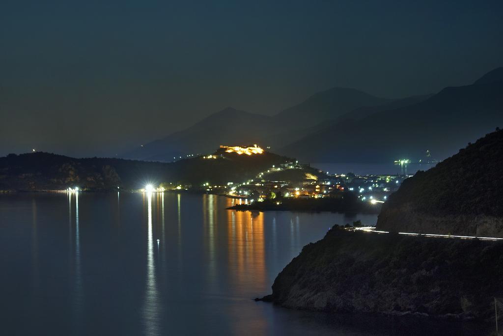 Blue Horizon Suites Parálion Ástros 外观 照片